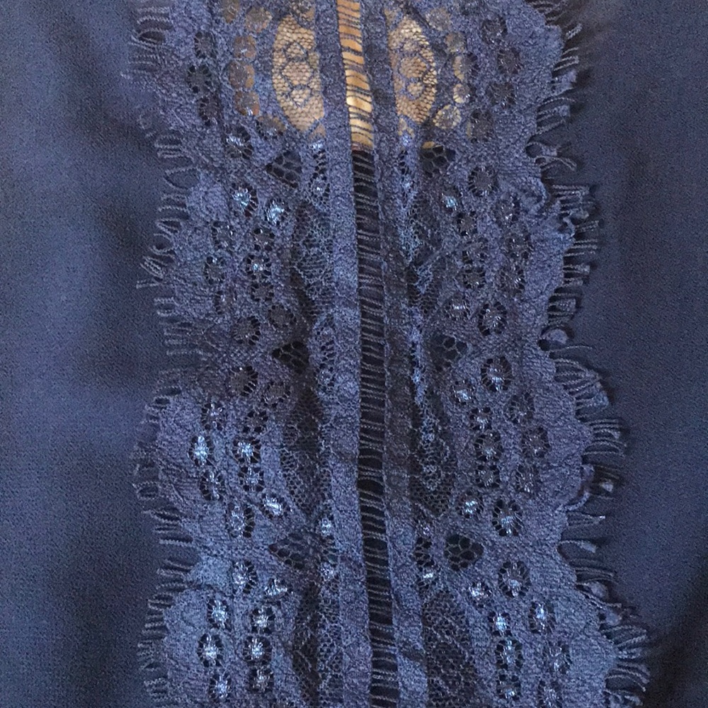 Blue Top - Picture 4 of 5